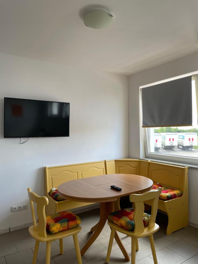 Twt Motel 特里普蒂斯 外观 照片